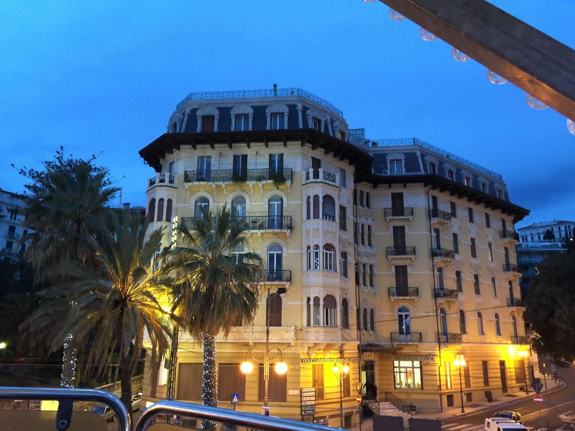 Lolli Palace Hotel ซานเรโม ภายนอก รูปภาพ